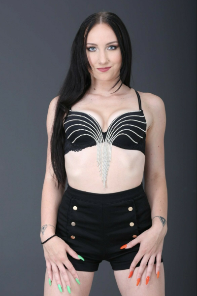 Bella Angel Pornstar